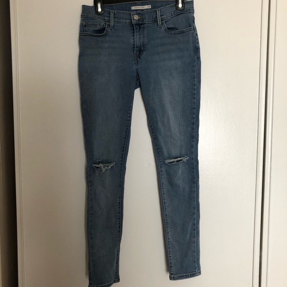Levi skinny jeans